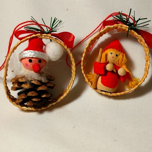 Vintage Wood Christmas Ornaments Set of 6 - Picture 8 of 12